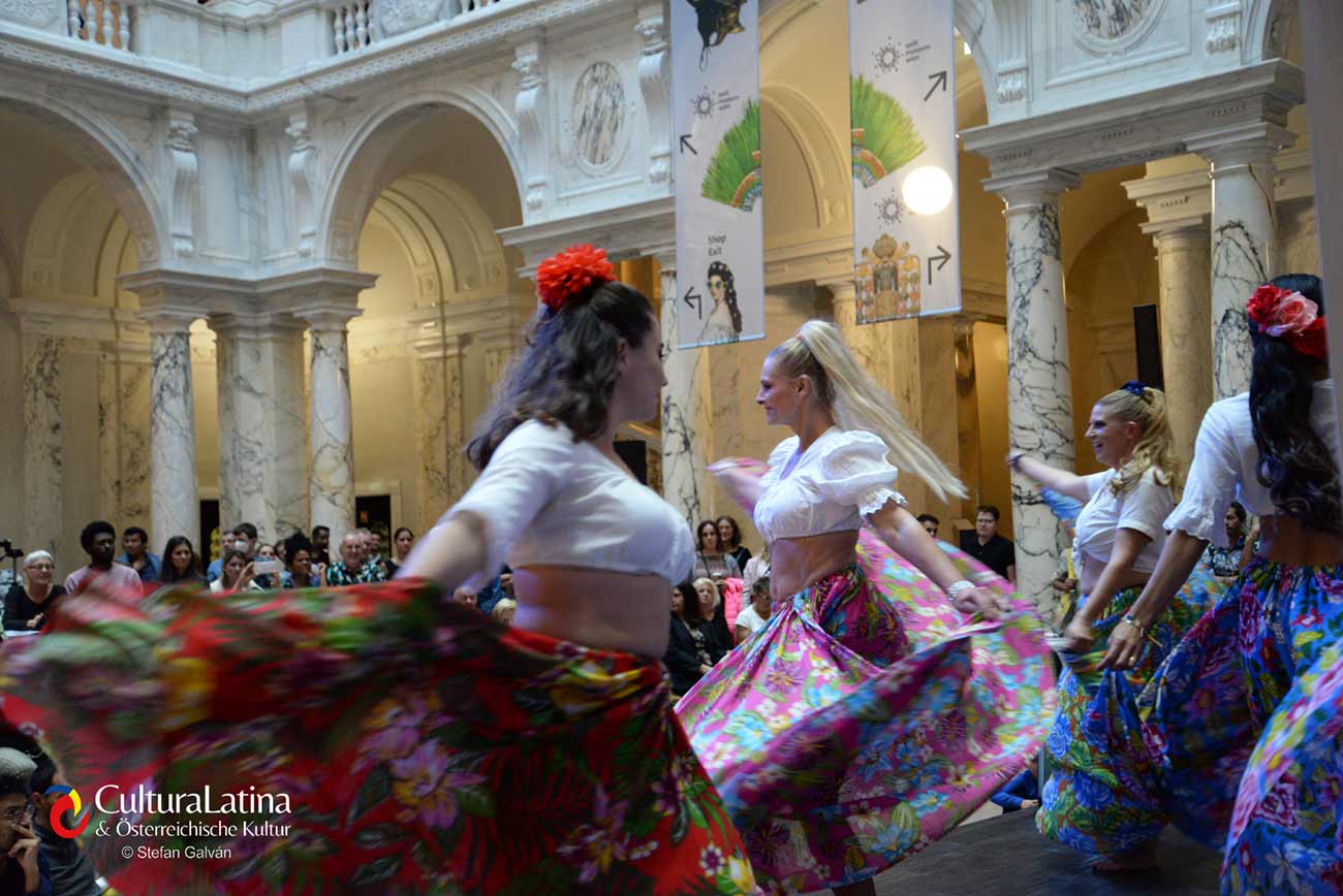 Impressionen des 10. Brasilianischen Kulturfestivals im Weltmuseum Wien.