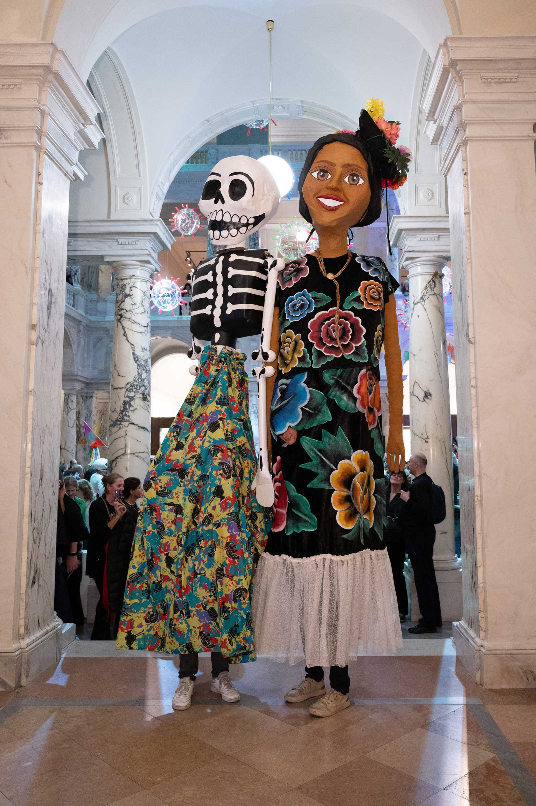 Stephany Daphne Rodriguez Cabañas y sus fabulosas figuras. Foto: Daniel Auer.