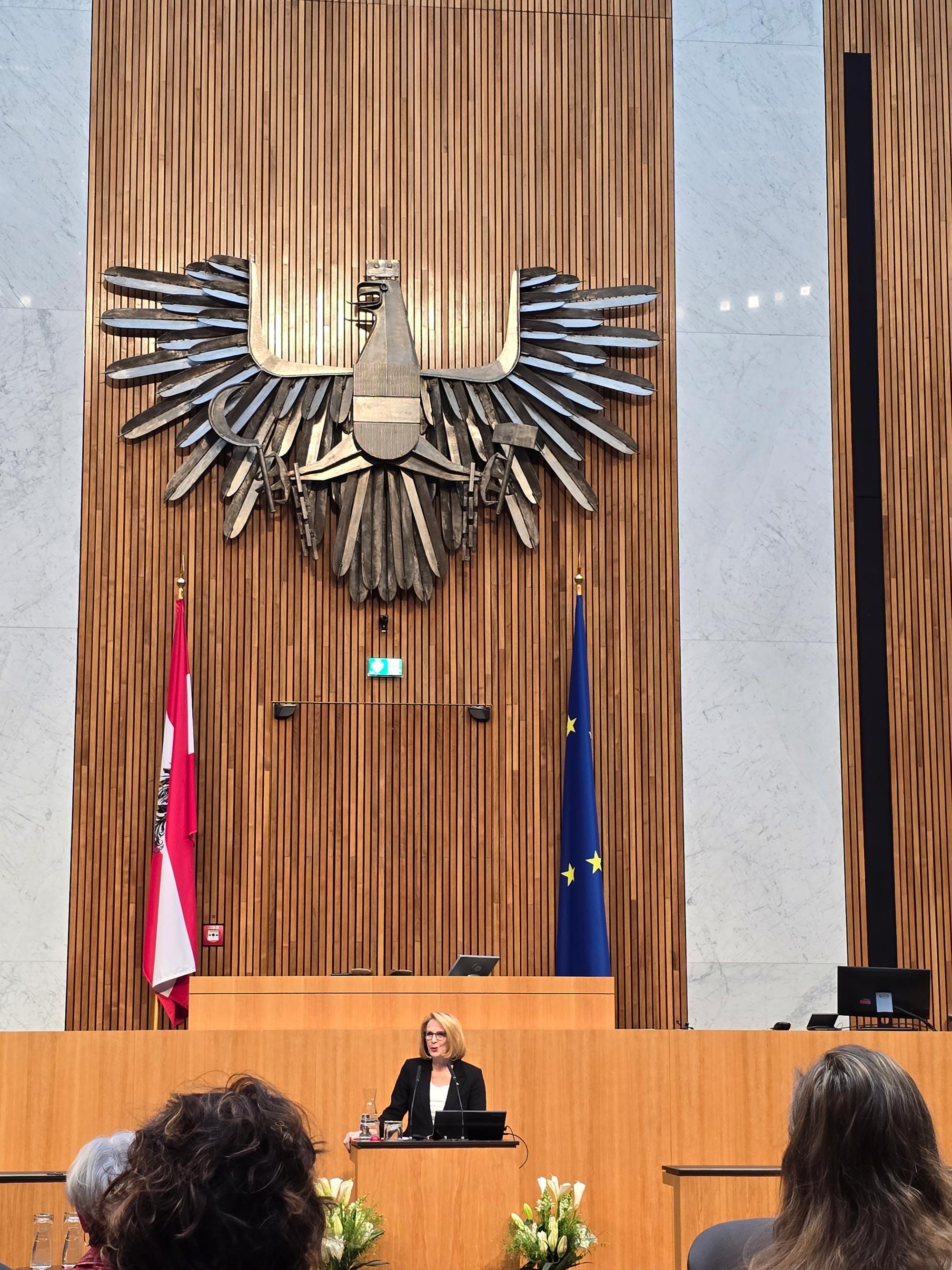 Internationale Frauentag-Veranstaltung im Nationalratssaal: „Frauen und KI – Diskriminierungsfalle oder feministischer Aufschwung“