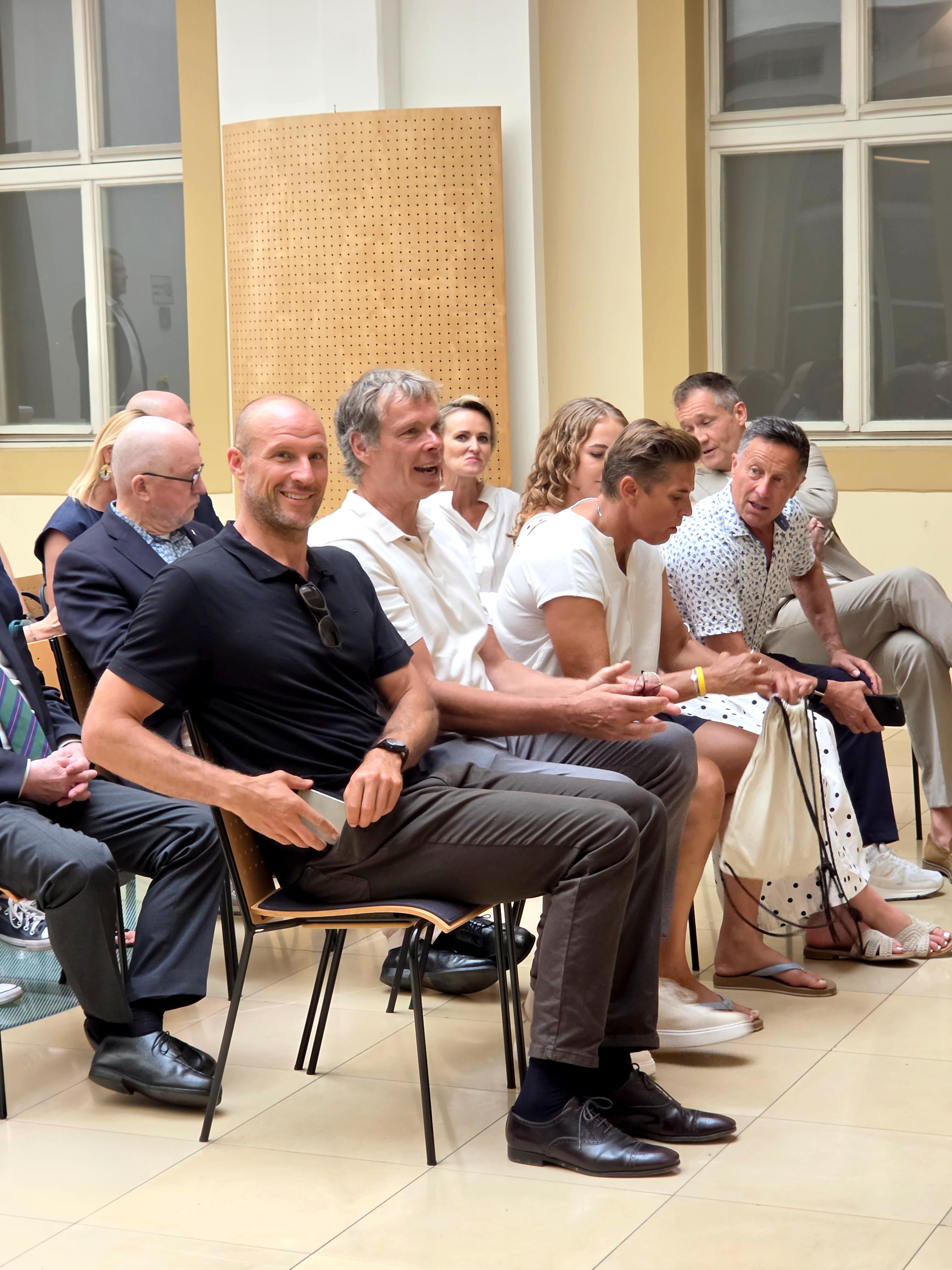 Aksel Lund Svindal erhält Auszeichnung des Verbandes Österreich-Nordische Länder. Foto: CulturaLatina