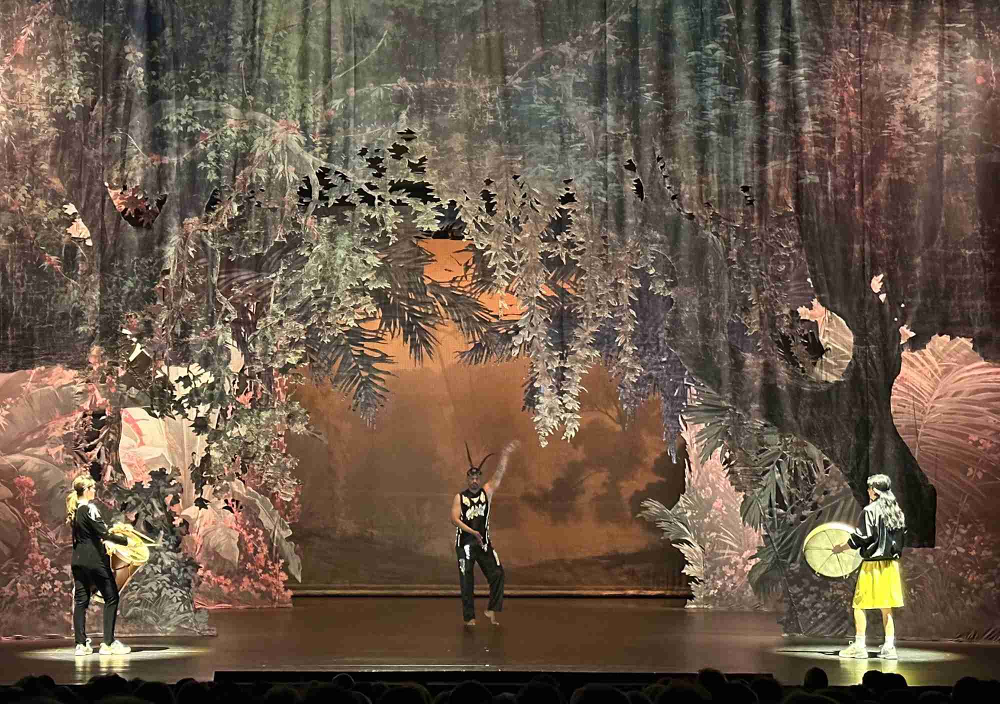 Exótica © Michel Jimenez / Estudio Fortuna 2023