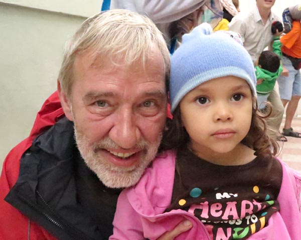 Gerhard Pötsch, langjähriger NPH-Pate aus Maria Enzersdorf, Niederösterreich Gerhard Pötsch, langjähriger NPH-Pate aus Maria Enzersdorf, Niederösterreich